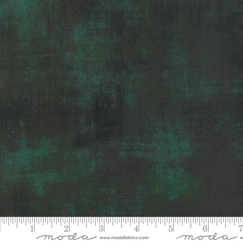 108" GRUNGE CHRISTMAS GREEN