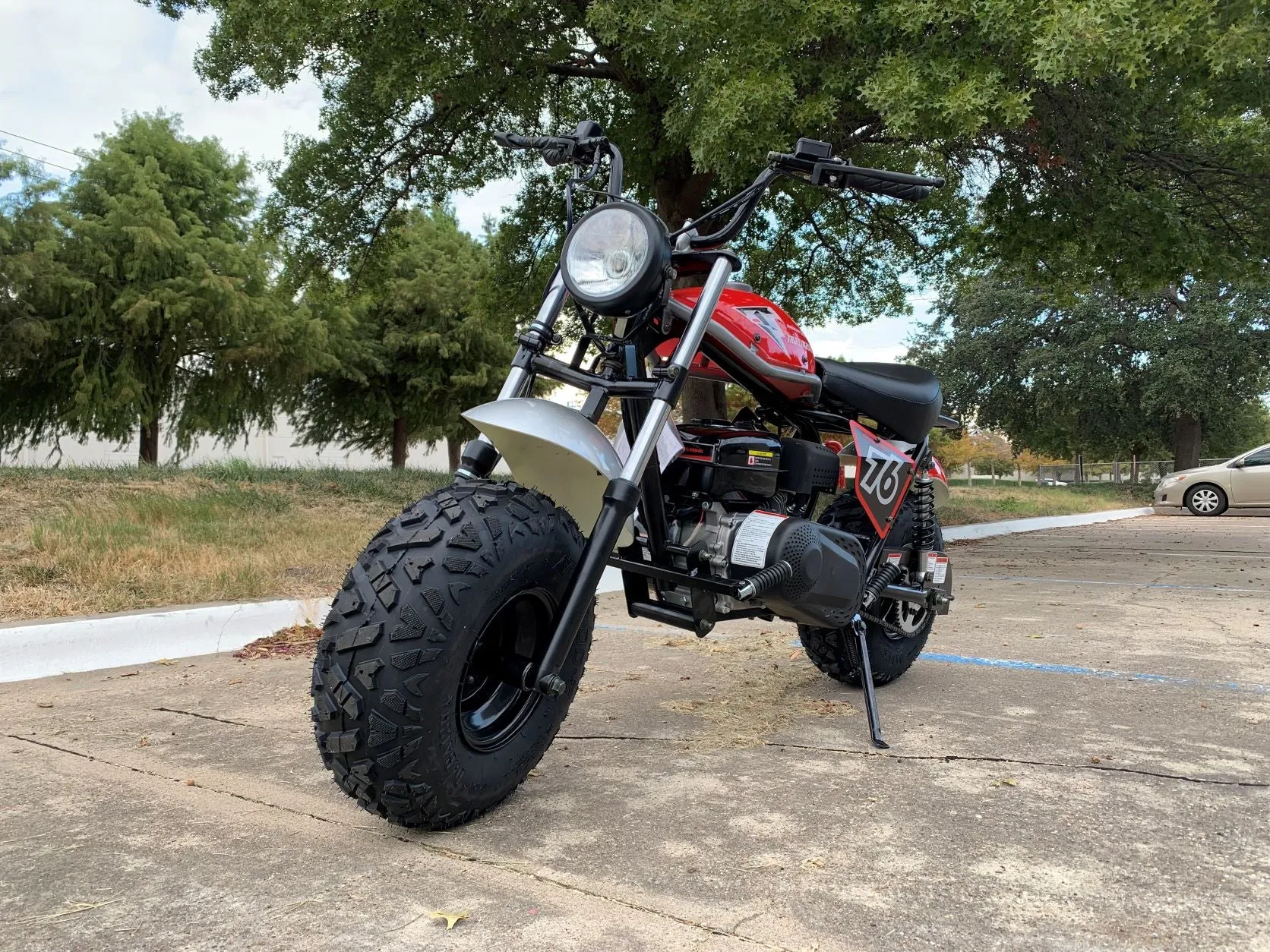 Trailmaster Mini Bike MB200X Hurricane  ALL NEW WITH FRONT AND REAR BRAKES, 196cc engine