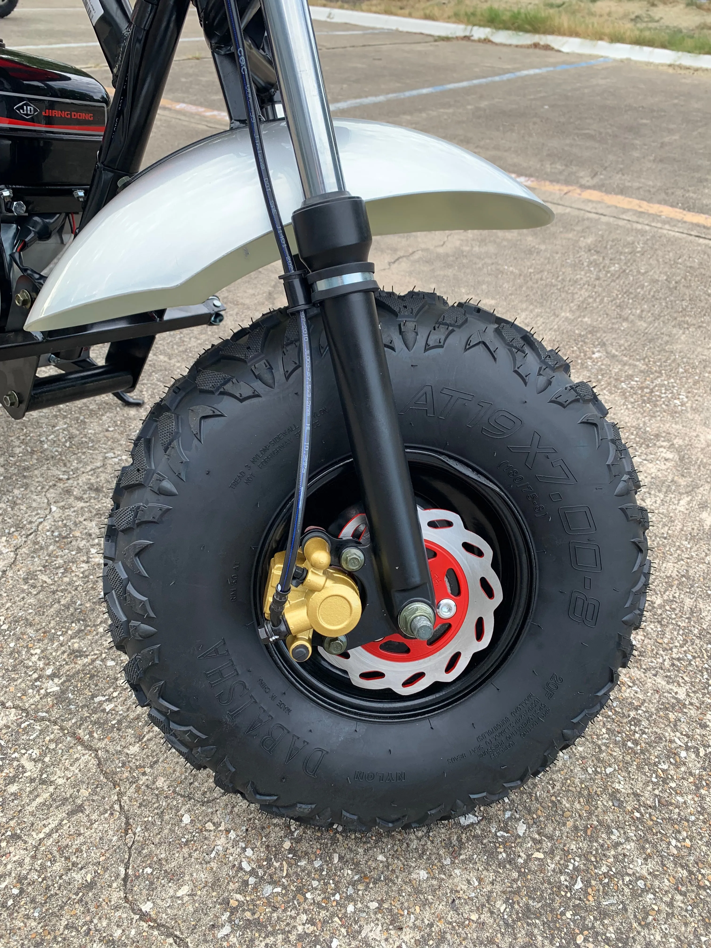Trailmaster Mini Bike MB200X Hurricane  ALL NEW WITH FRONT AND REAR BRAKES, 196cc engine