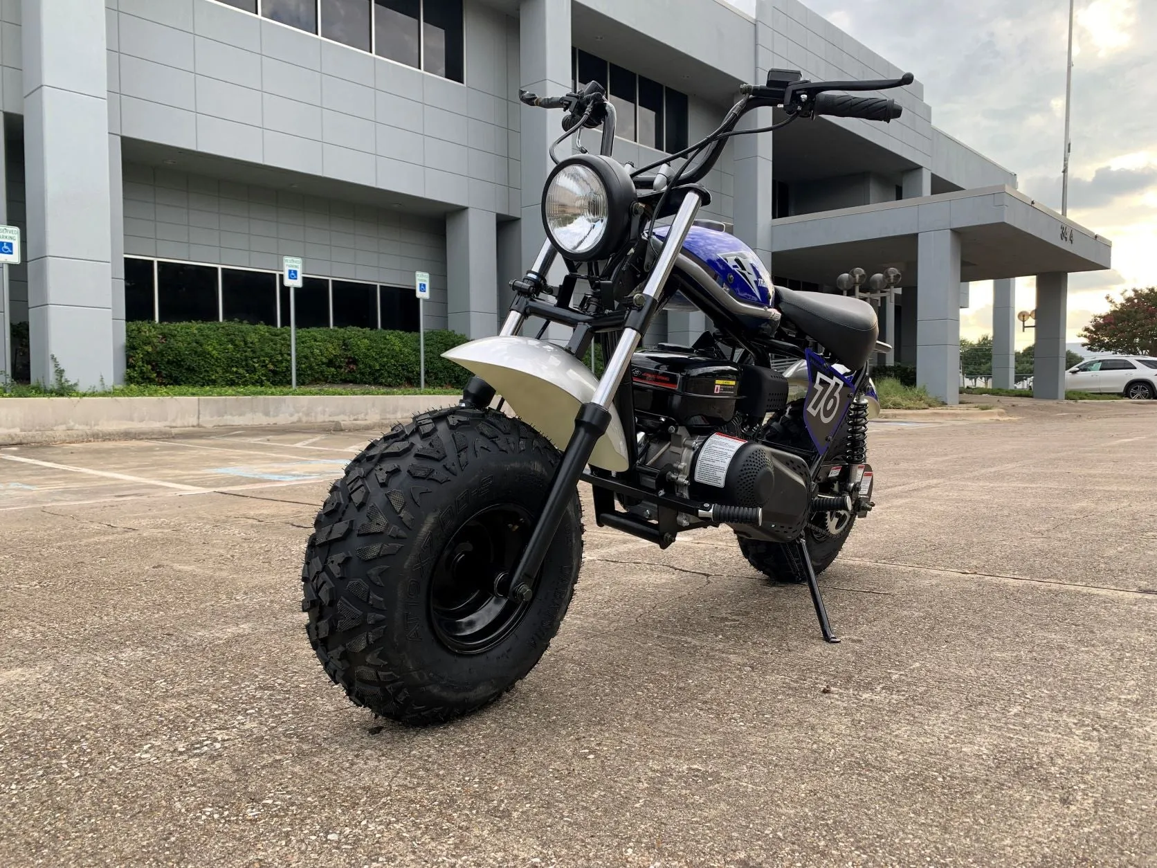 Trailmaster Mini Bike MB200X Hurricane  ALL NEW WITH FRONT AND REAR BRAKES, 196cc engine