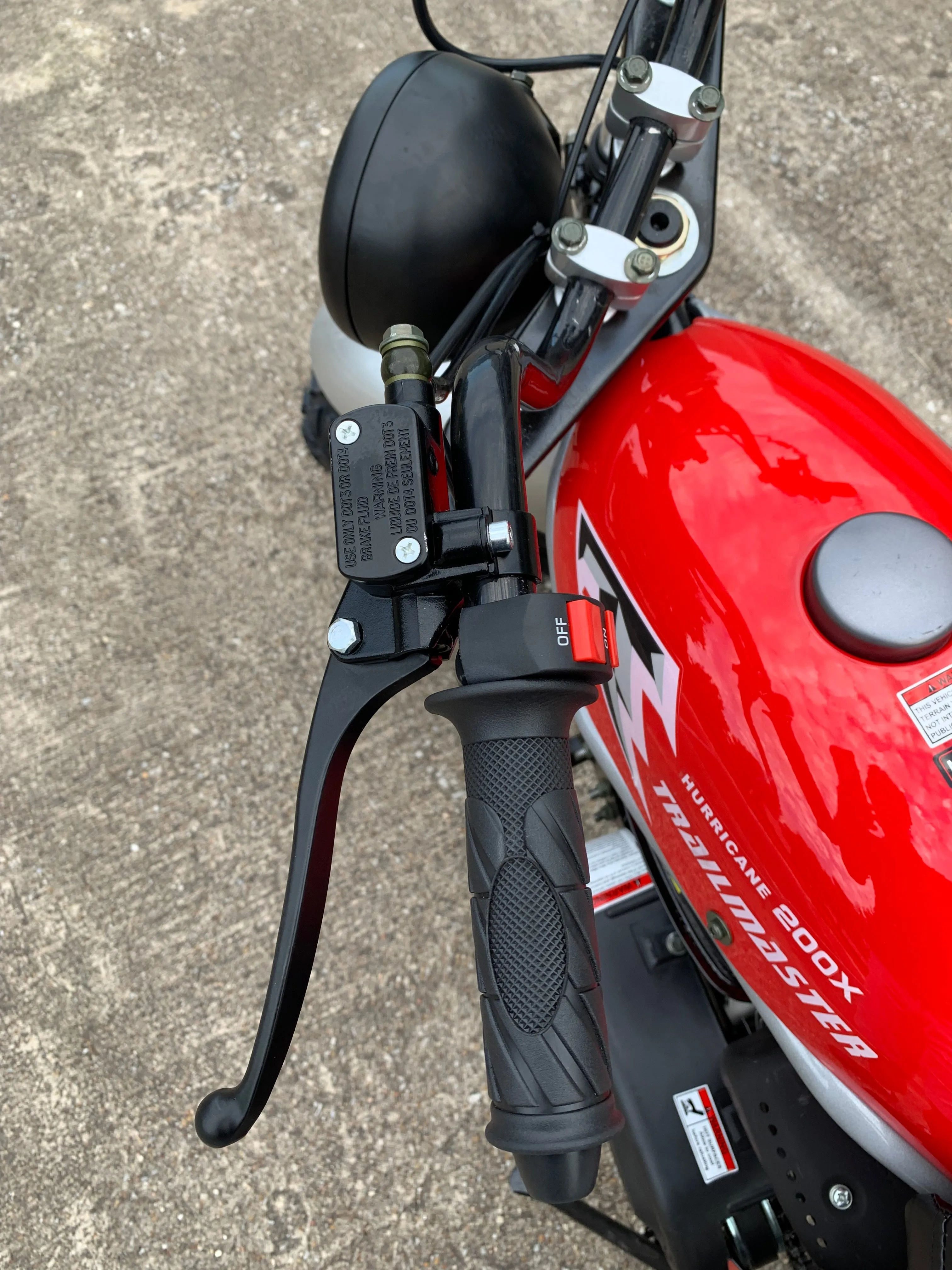 Trailmaster Mini Bike MB200X Hurricane  ALL NEW WITH FRONT AND REAR BRAKES, 196cc engine